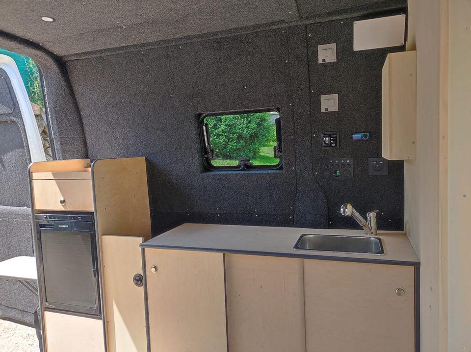 Van aménagé par Easycar74 Aménagements Vans & Fourgons